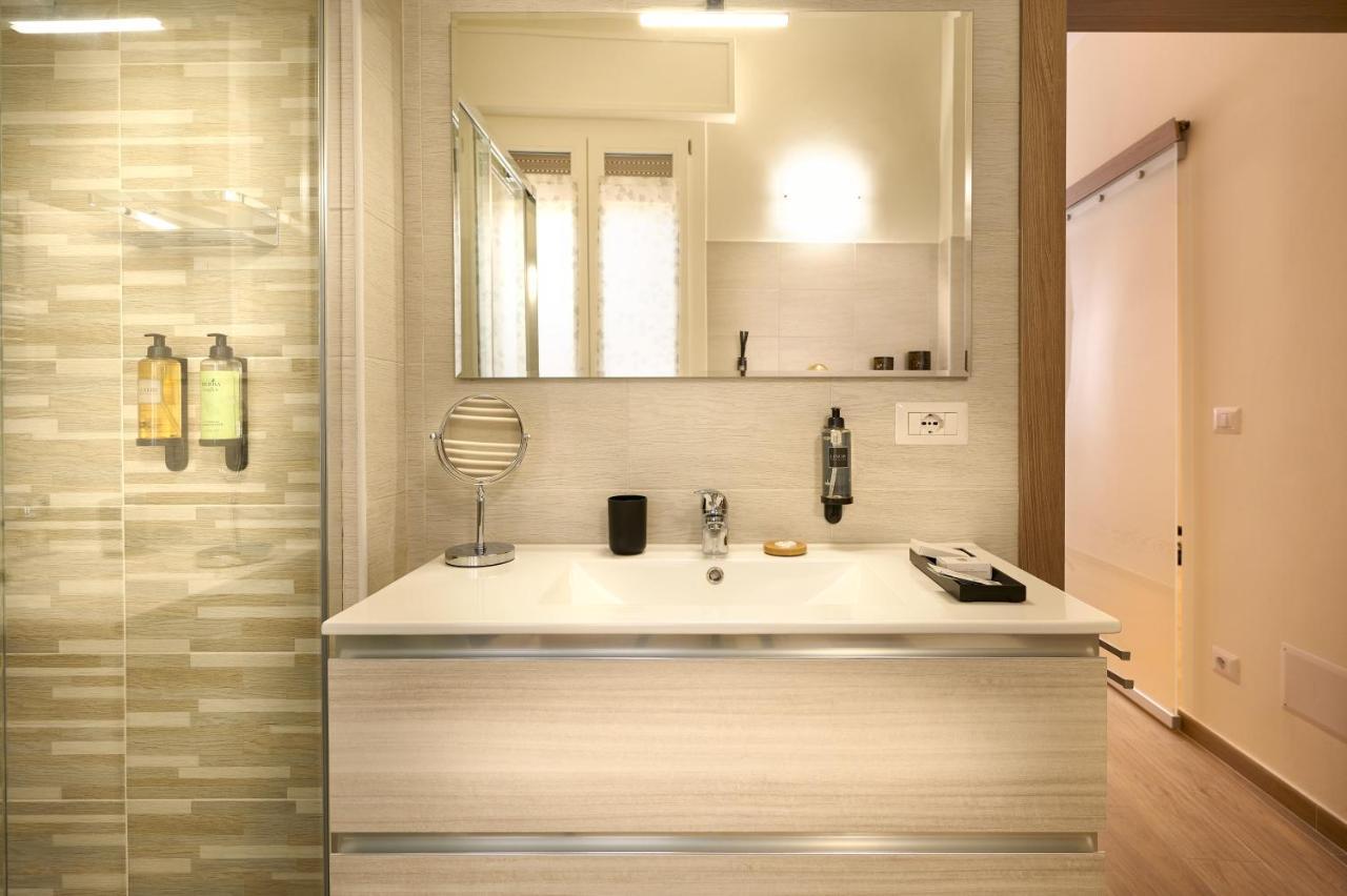 בולוניה D'Azeglio 62 Luxury Rooms מראה חיצוני תמונה