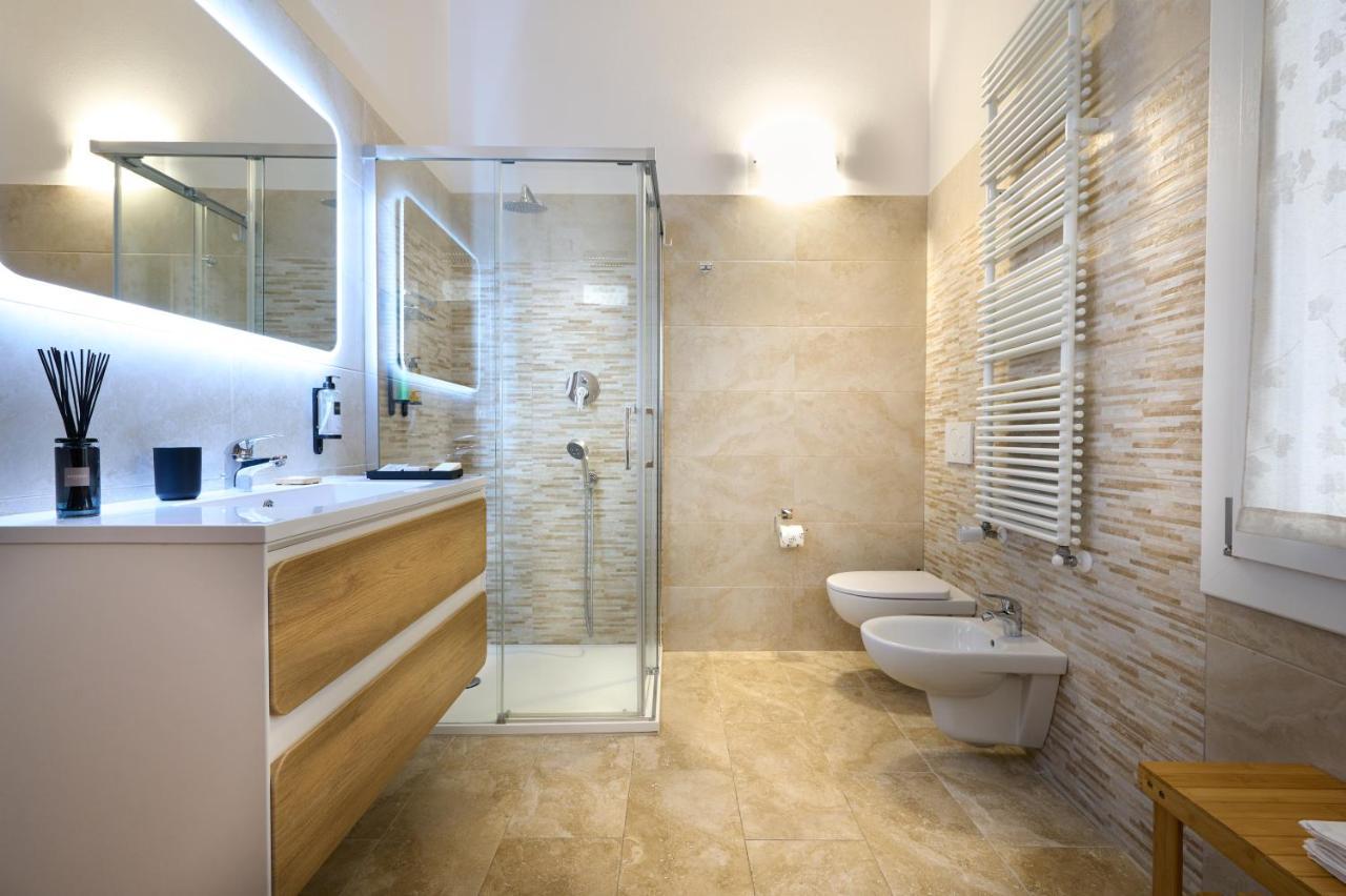 בולוניה D'Azeglio 62 Luxury Rooms מראה חיצוני תמונה