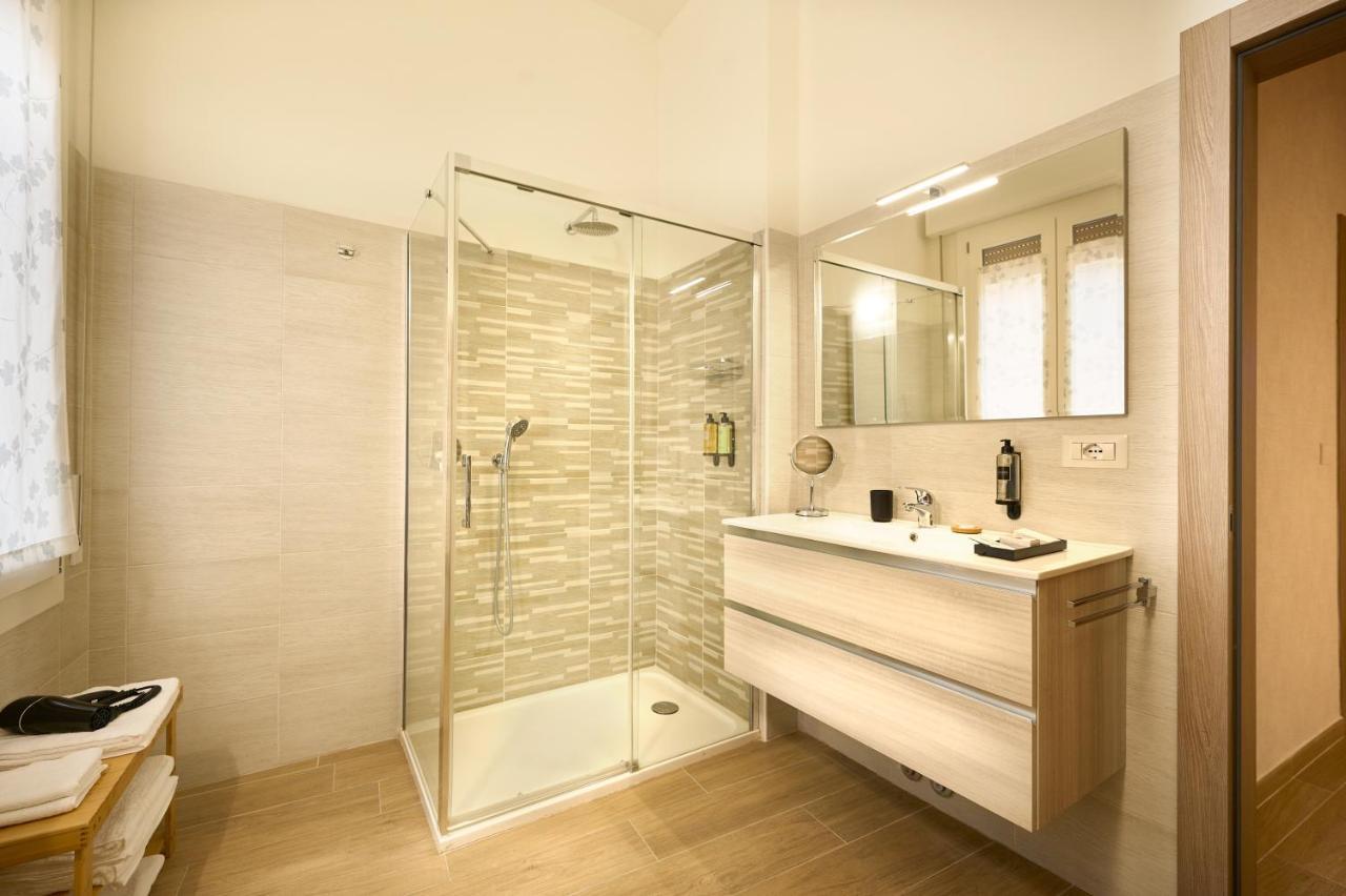 בולוניה D'Azeglio 62 Luxury Rooms מראה חיצוני תמונה